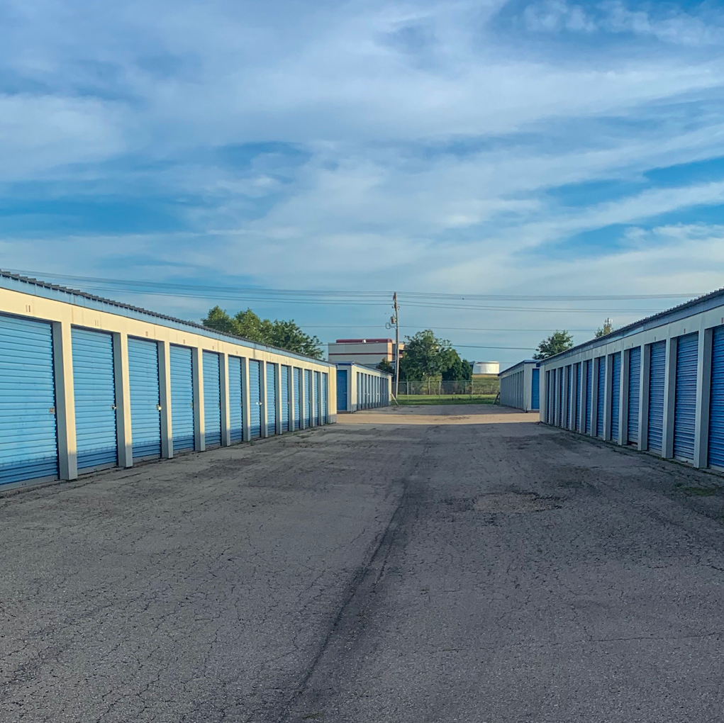 American Mini Warehouses -Self -Storage Facility Located in Madison, WI